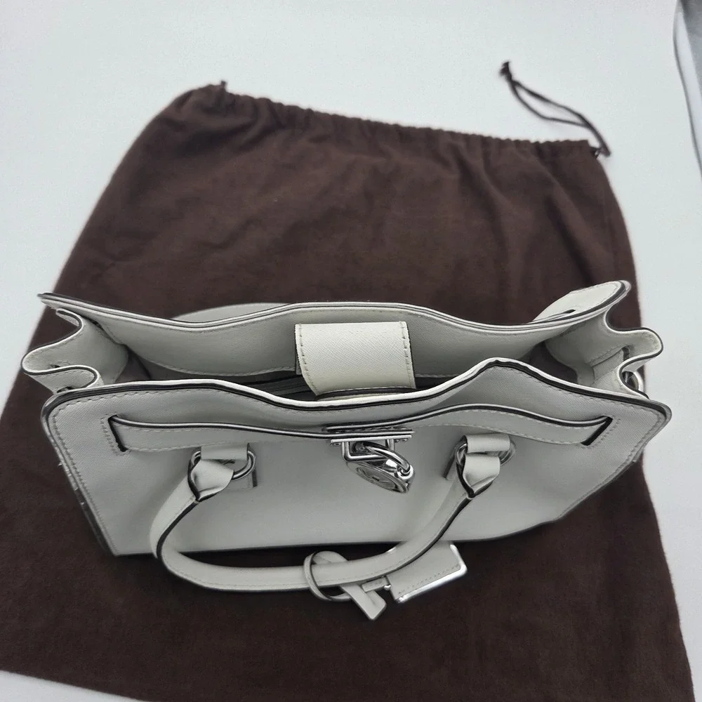 Michael Kors White Saffiano Leath Hamilton Purse Chain Lock W/ Rhinestone Wallet